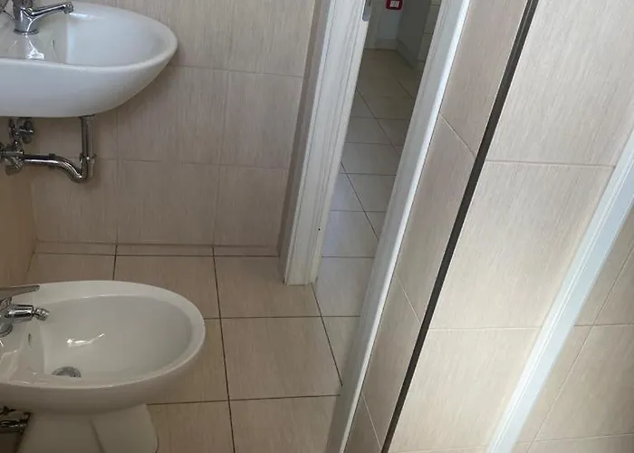 住宿加早餐酒店 Mura 17 3*